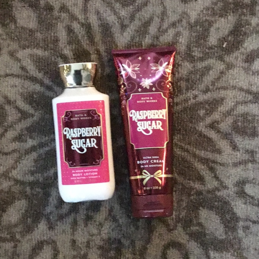 Raspberry sugar, body lotion and body cream.